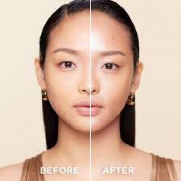 L'Oréal Paris True Match Lumi Glotion Natural Glow Enhancer-1.35fl oz Light Glow - Picture 3 of 5